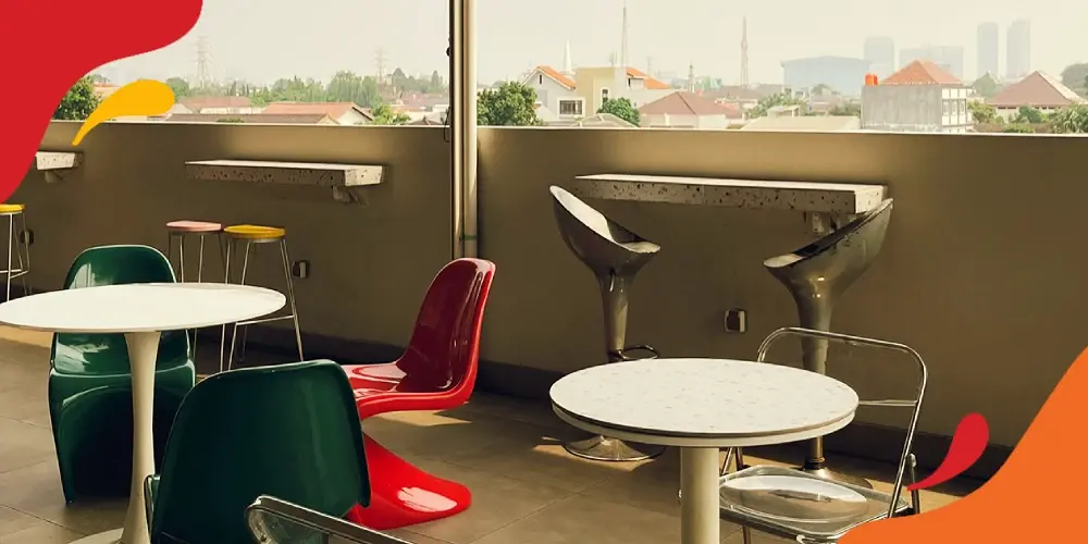 Medium Social Space Outdoor